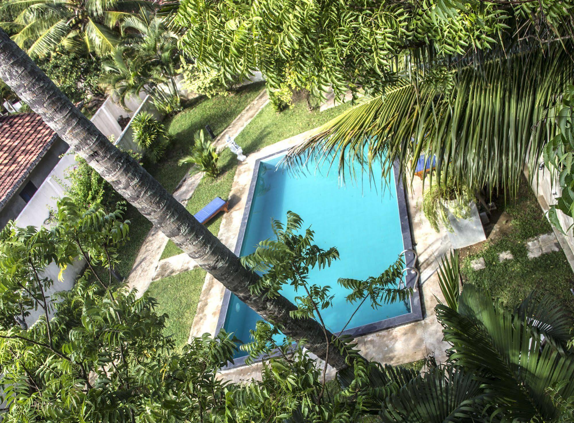 The Lagoon Villa Kurana Katunayaka Exterior photo